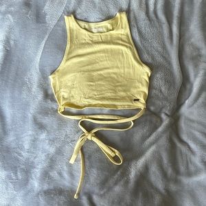 Hollister tank top SIZE: S COLOR: Yellow